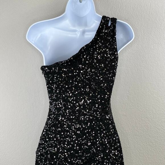 Teeze Me Black Sequins One Shoulder Cutout Mini Sheath Dress XS Junior 1/2 NWT - Picture 8 of 13